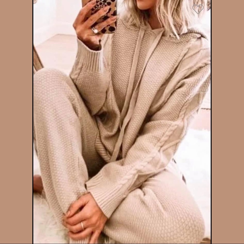 Tan Lounge Set